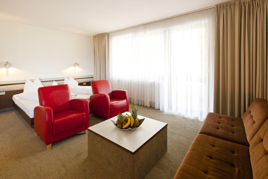 Parkhotel Marlena - Adults Only Marlengo Exterior foto